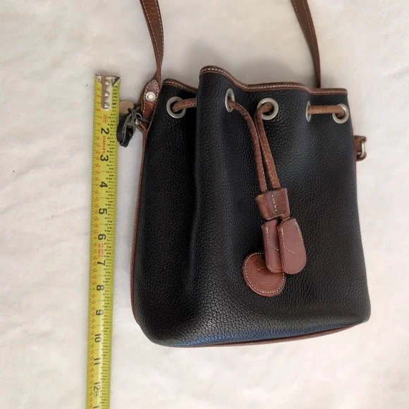 Vtg Dooney & Bourke Bucket Bag Purse Pebbled AWL Leather Drawstring USA Y2K 90s - Picture 9 of 13